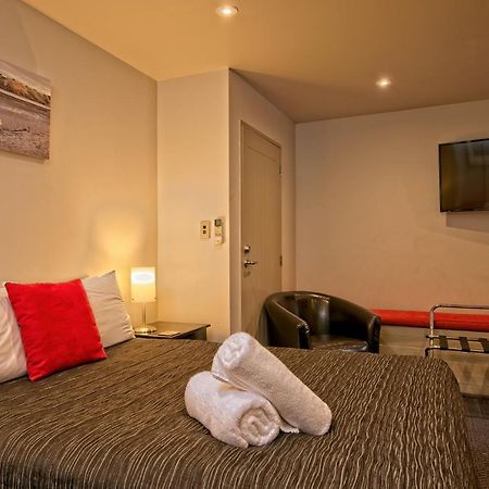 Autoline Motel Queenstown Exterior photo