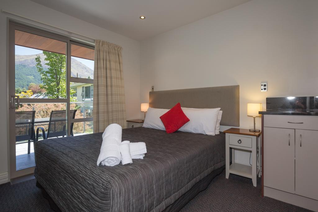 Autoline Motel Queenstown Room photo