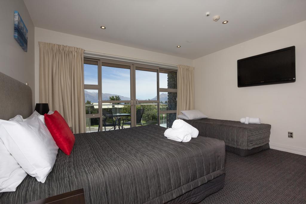 Autoline Motel Queenstown Room photo
