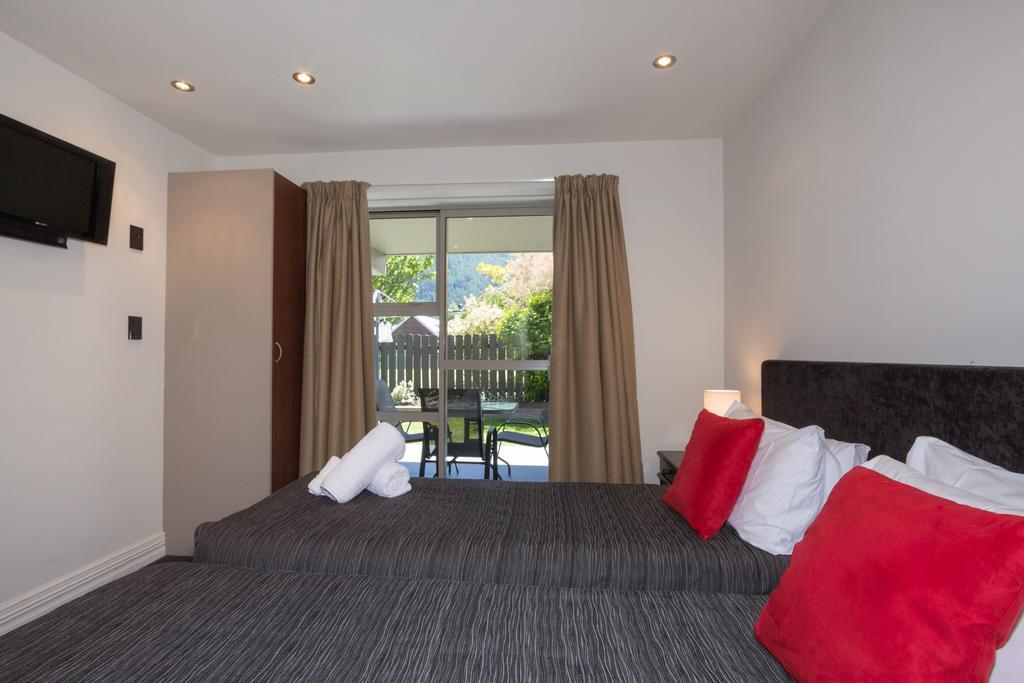 Autoline Motel Queenstown Room photo