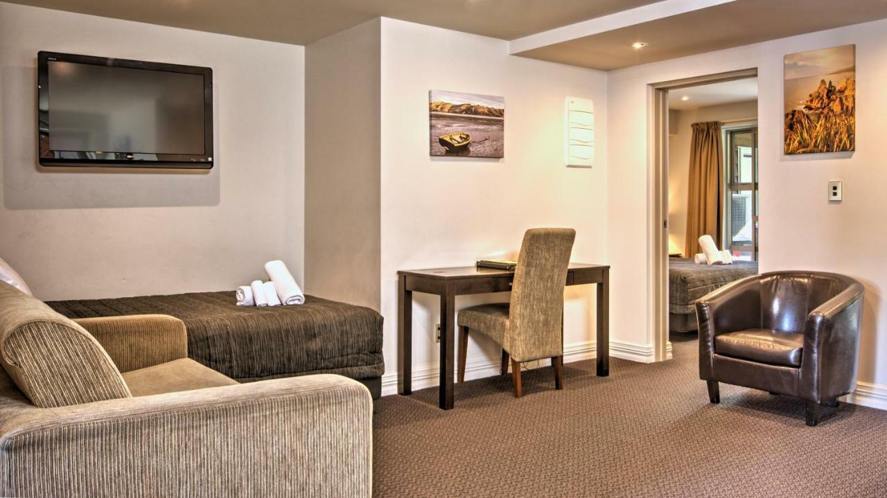 Autoline Motel Queenstown Exterior photo