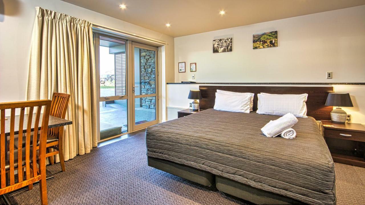 Autoline Motel Queenstown Exterior photo
