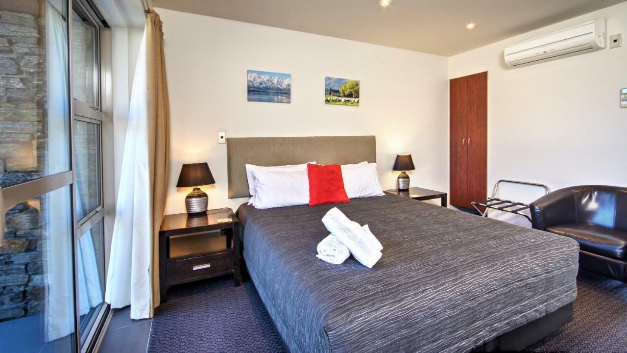 Autoline Motel Queenstown Exterior photo
