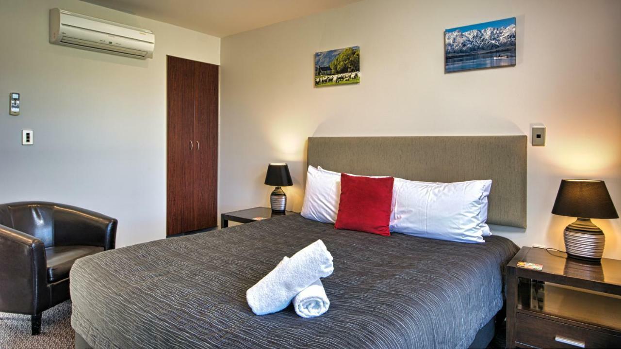 Autoline Motel Queenstown Exterior photo