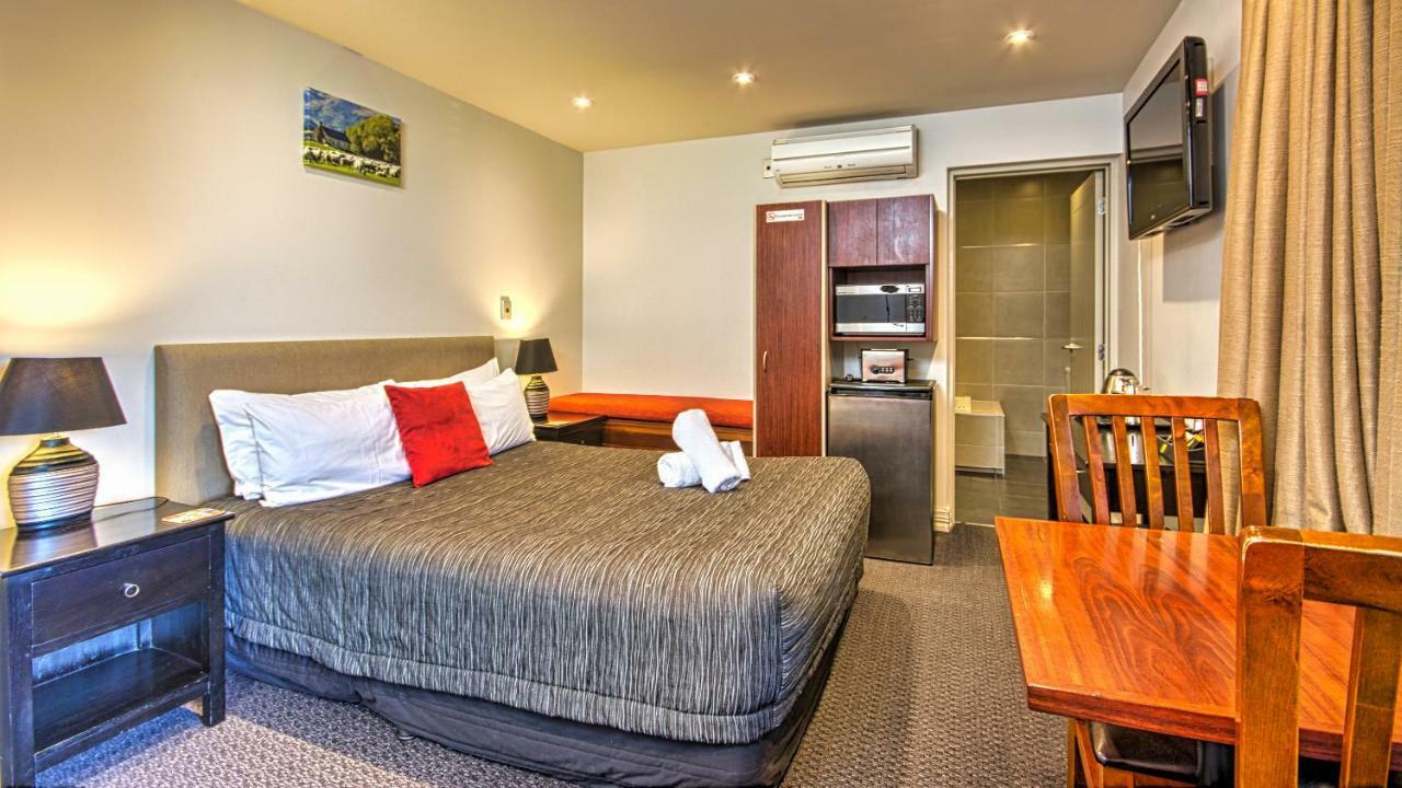 Autoline Motel Queenstown Exterior photo