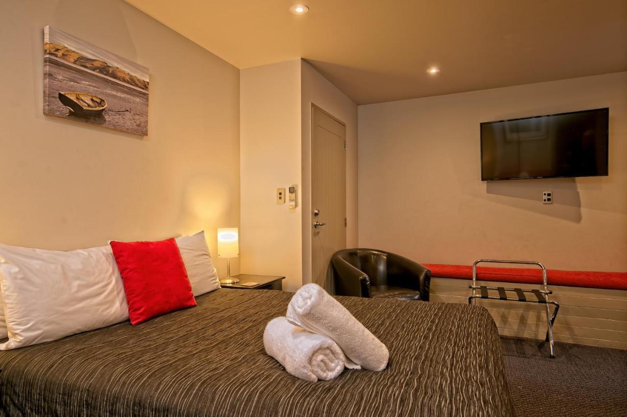 Autoline Motel Queenstown Exterior photo
